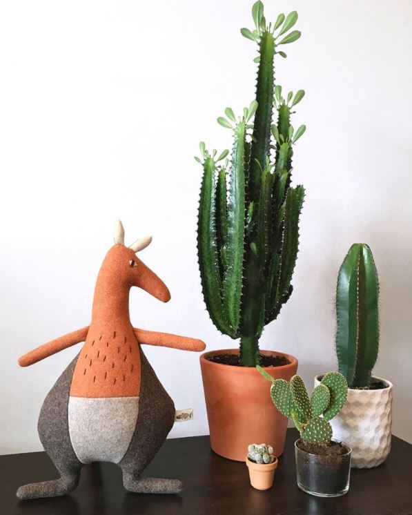 カラパウ/カンガルーのジョエ(JOE) おしゃれな大人のぬいぐるみ