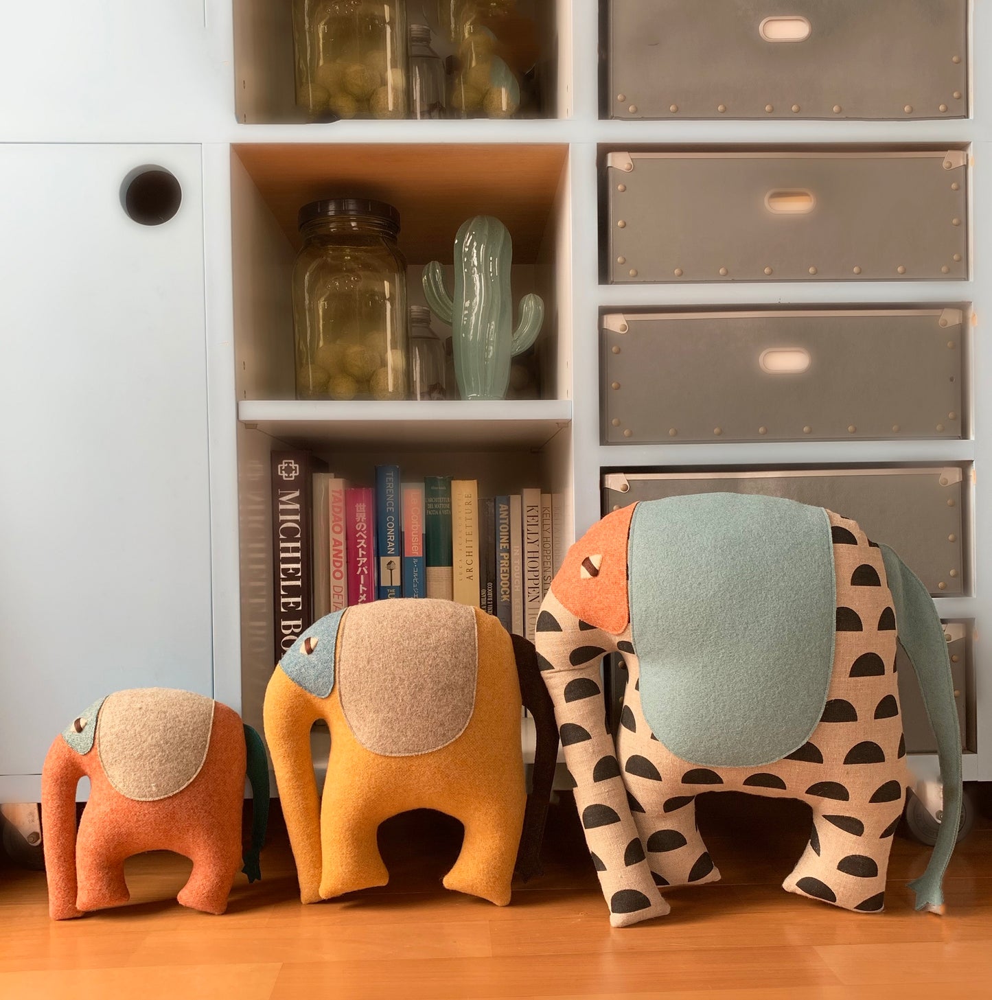 カラパウ/ゾウのクマル(KUMAR) おしゃれな大人のぬいぐるみ