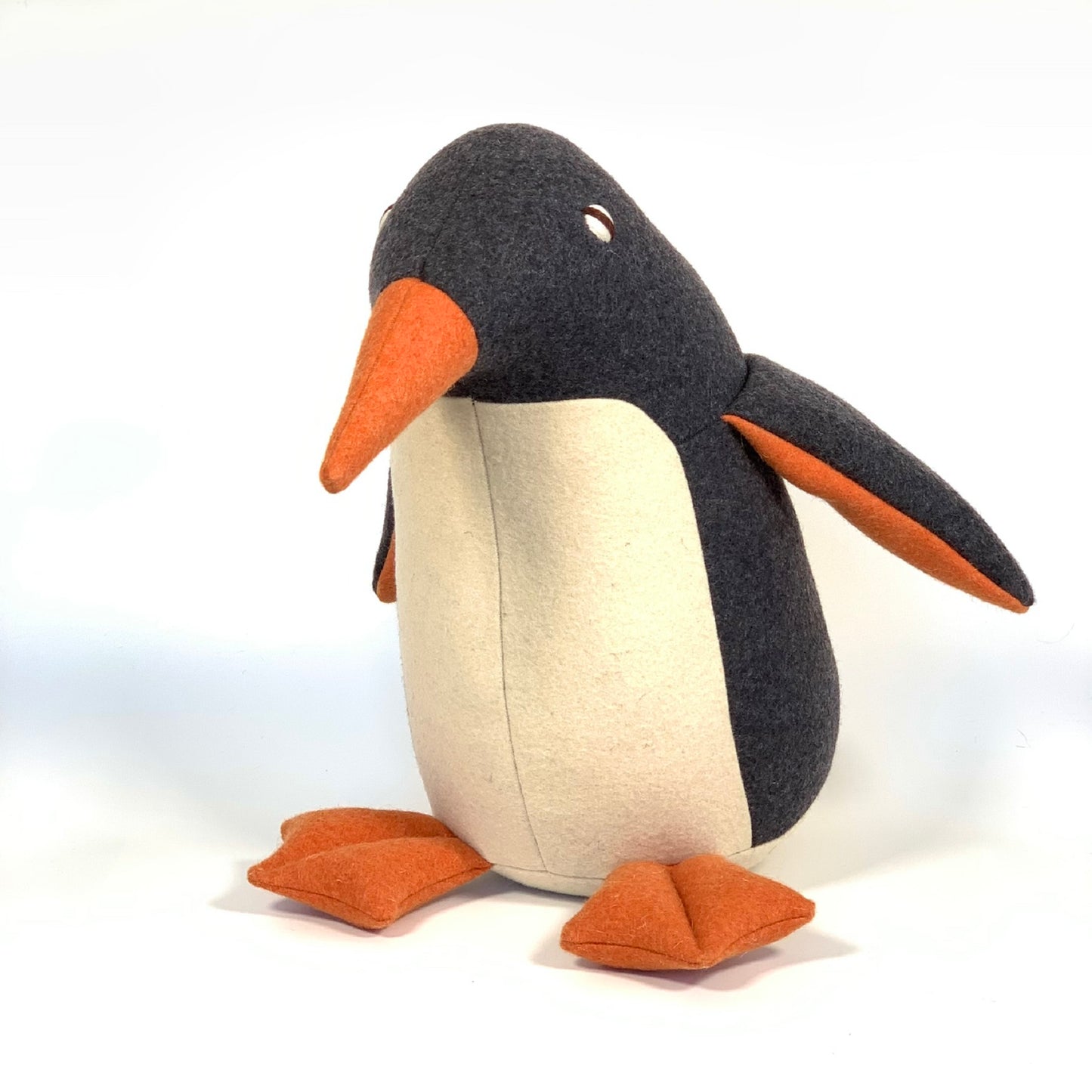 カラパウ/ペンギンのオリバー(OLIVER) おしゃれな大人のぬいぐるみ